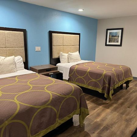 Executive Inn Baker Zewnętrze zdjęcie