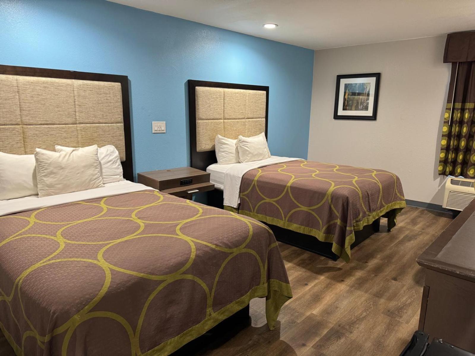 Executive Inn Baker Zewnętrze zdjęcie
